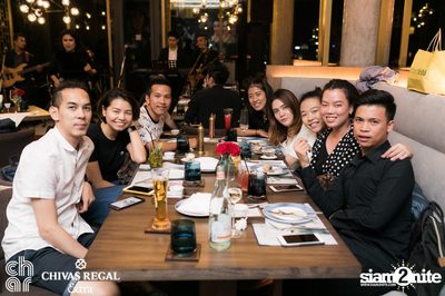 Celebrating 1 year anniversary ที่ ชาร์ แบงคอก — photo 90