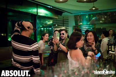 90s Icon Party with VOGUE Magazine at VOGUE Lounge — photo 24
