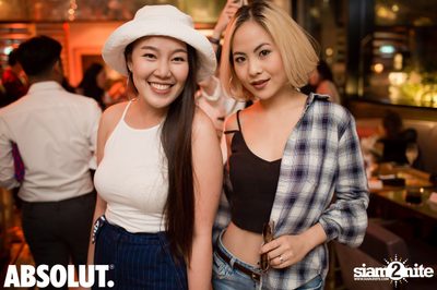 90s Icon Party with VOGUE Magazine at VOGUE Lounge — photo 51