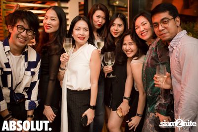 90s Icon Party with VOGUE Magazine at VOGUE Lounge — photo 57
