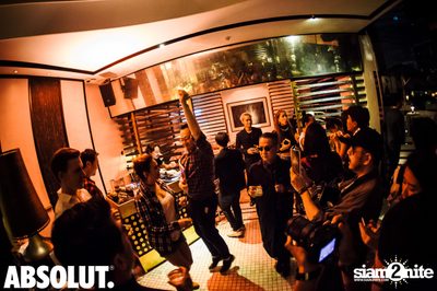 90s Icon Party with VOGUE Magazine at VOGUE Lounge — photo 64