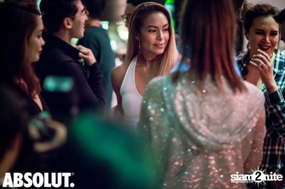 90s Icon Party with VOGUE Magazine at VOGUE Lounge — photo 72