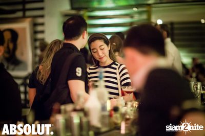 90s Icon Party with VOGUE Magazine at VOGUE Lounge — photo 82