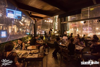 Friday Night at Wine Republic Thonglor — photo 4
