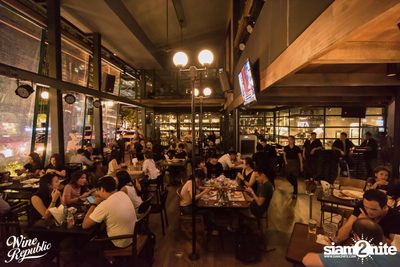 Friday Night at Wine Republic Thonglor — photo 5
