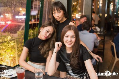 Friday Night at Wine Republic Thonglor — photo 12