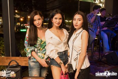 Friday Night at Wine Republic Thonglor — photo 58