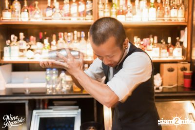 Friday Night at Wine Republic Thonglor — photo 77