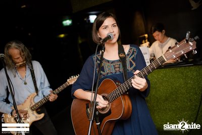 Jenny & The Scallywags Live at Above Eleven — photo 3