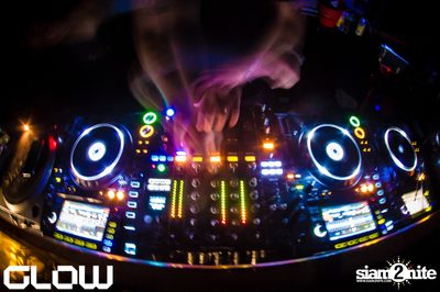 Nick Bril at GLOW — photo 31
