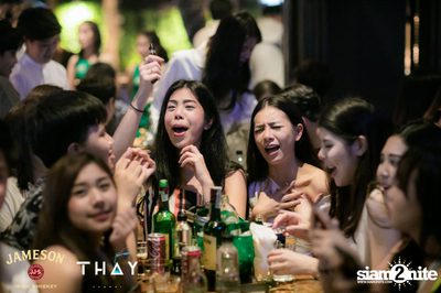 คืนวันพุธ ที่ร้าน เท เอกมัย — photo 32