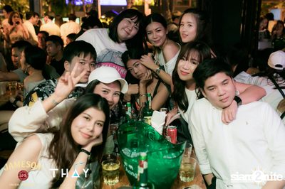คืนวันพุธ ที่ร้าน เท เอกมัย — photo 82