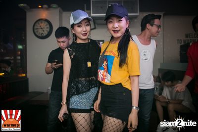 DJ Papermache & MC Sosmile at Warmupcafe Chiangmai — photo 17