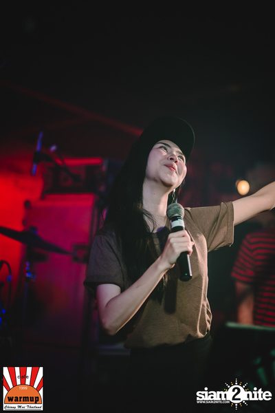 DJ Papermache & MC Sosmile at Warmupcafe Chiangmai — photo 39