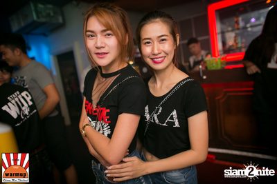 DJ Papermache & MC Sosmile at Warmupcafe Chiangmai — photo 48