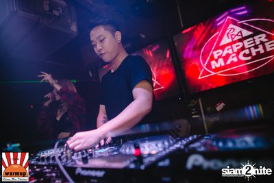 DJ Papermache & MC Sosmile at Warmupcafe Chiangmai — photo 59