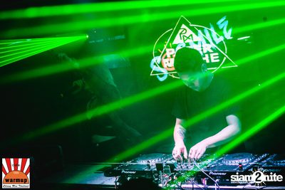 DJ Papermache & MC Sosmile at Warmupcafe Chiangmai — photo 71