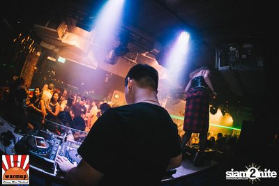 DJ Papermache & MC Sosmile at Warmupcafe Chiangmai — photo 80