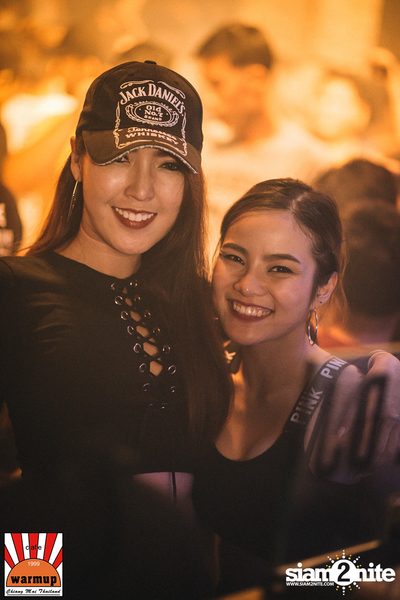 DJ Papermache & MC Sosmile at Warmupcafe Chiangmai — photo 82