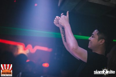 DJ Papermache & MC Sosmile at Warmupcafe Chiangmai — photo 94
