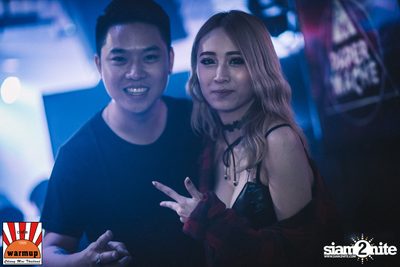 DJ Papermache & MC Sosmile at Warmupcafe Chiangmai — photo 96