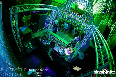 Flash Fridays pres. RayRay & Mindset at CE LA VI — photo 143