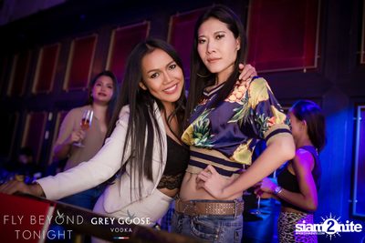 Flash Fridays pres. RayRay & Mindset at CE LA VI — photo 155