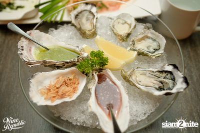 Friday Night at Wine Republic Thonglor — photo 10