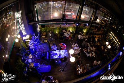 Friday Night at Wine Republic Thonglor — photo 44