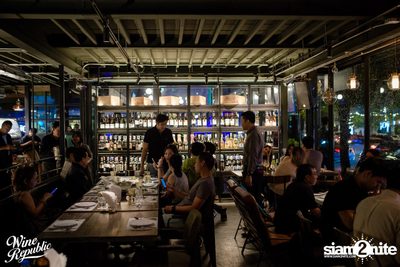 Friday Night at Wine Republic Thonglor — photo 53