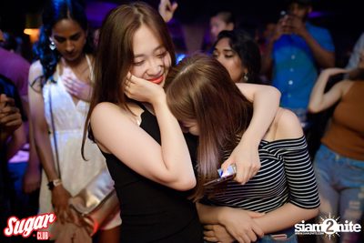 Beast Mode (Red Bull Thre3Style Champion) ที่ ชูการ์ คลับ — photo 16