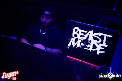 Beast Mode (Red Bull Thre3Style Champion) ที่ ชูการ์ คลับ — photo 64