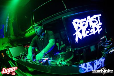 Beast Mode (Red Bull Thre3Style Champion) ที่ ชูการ์ คลับ — photo 66