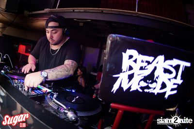 Beast Mode (Red Bull Thre3Style Champion) ที่ ชูการ์ คลับ — photo 68