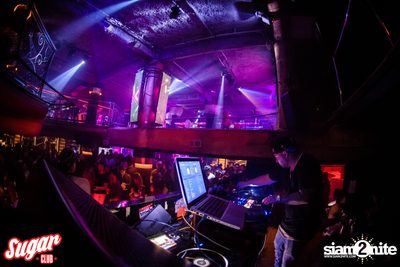 Beast Mode (Red Bull Thre3Style Champion) ที่ ชูการ์ คลับ — photo 74