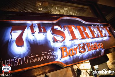 Pop & Wan at 7th Street Bar & Bistro — photo 33