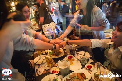 Pop & Wan at 7th Street Bar & Bistro — photo 43