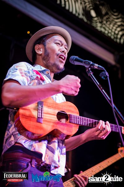 Federbrau: Singto Numchok & Wan Thanakrit at Maldives Resort Bar — photo 86