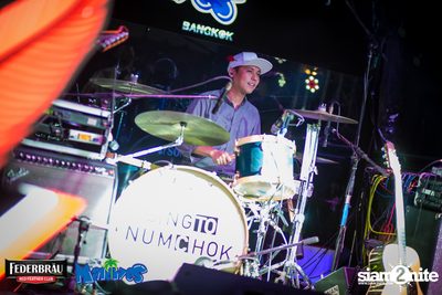 Federbrau: Singto Numchok & Wan Thanakrit at Maldives Resort Bar — photo 90
