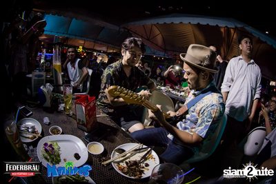 Federbrau: Singto Numchok & Wan Thanakrit at Maldives Resort Bar — photo 92