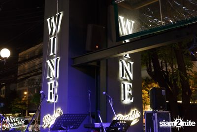 Lula Live at Wine Republic — photo 9