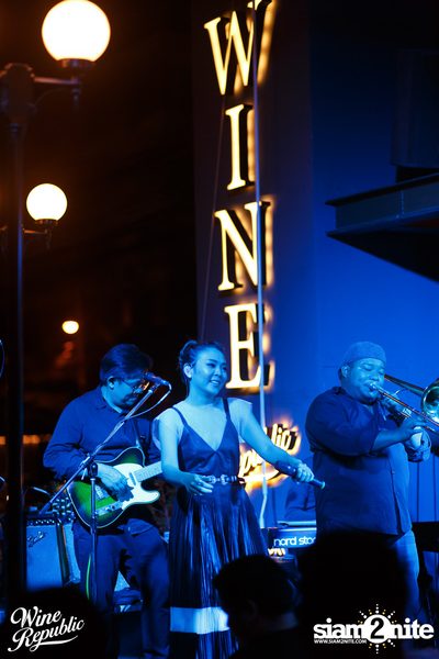 Lula Live at Wine Republic — photo 100