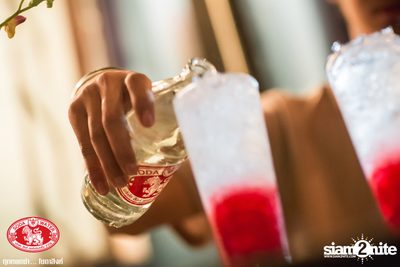 Za Day by Soda Singha: Songkran ที่ ซิกซ์ตี้ซิกซ์ สเตชั่น — photo 24