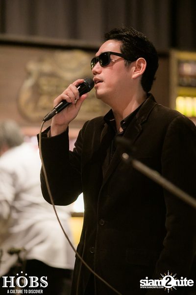Nop Ponchamni และ The Groovetomatix-11 ที่ ฮอบส์ — photo 4