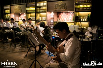 Nop Ponchamni และ The Groovetomatix-11 ที่ ฮอบส์ — photo 13