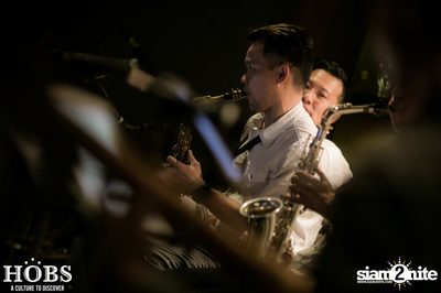 Nop Ponchamni และ The Groovetomatix-11 ที่ ฮอบส์ — photo 57