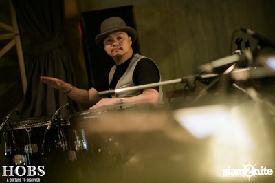 Nop Ponchamni และ The Groovetomatix-11 ที่ ฮอบส์ — photo 59