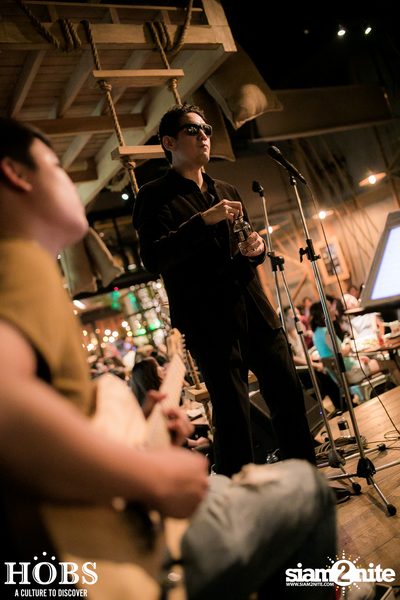Nop Ponchamni และ The Groovetomatix-11 ที่ ฮอบส์ — photo 61