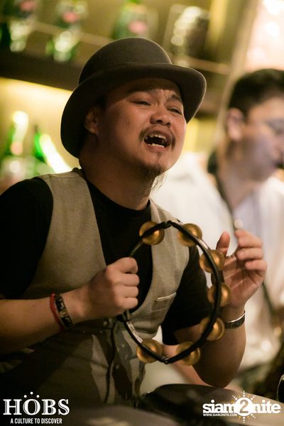 Nop Ponchamni และ The Groovetomatix-11 ที่ ฮอบส์ — photo 73