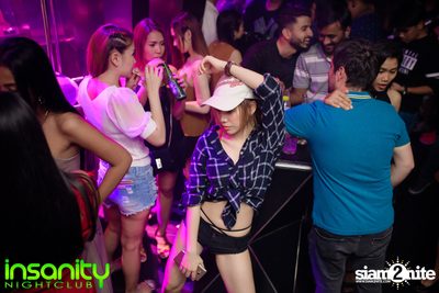 DJ Fingaz at Insanity Nightclub — photo 98